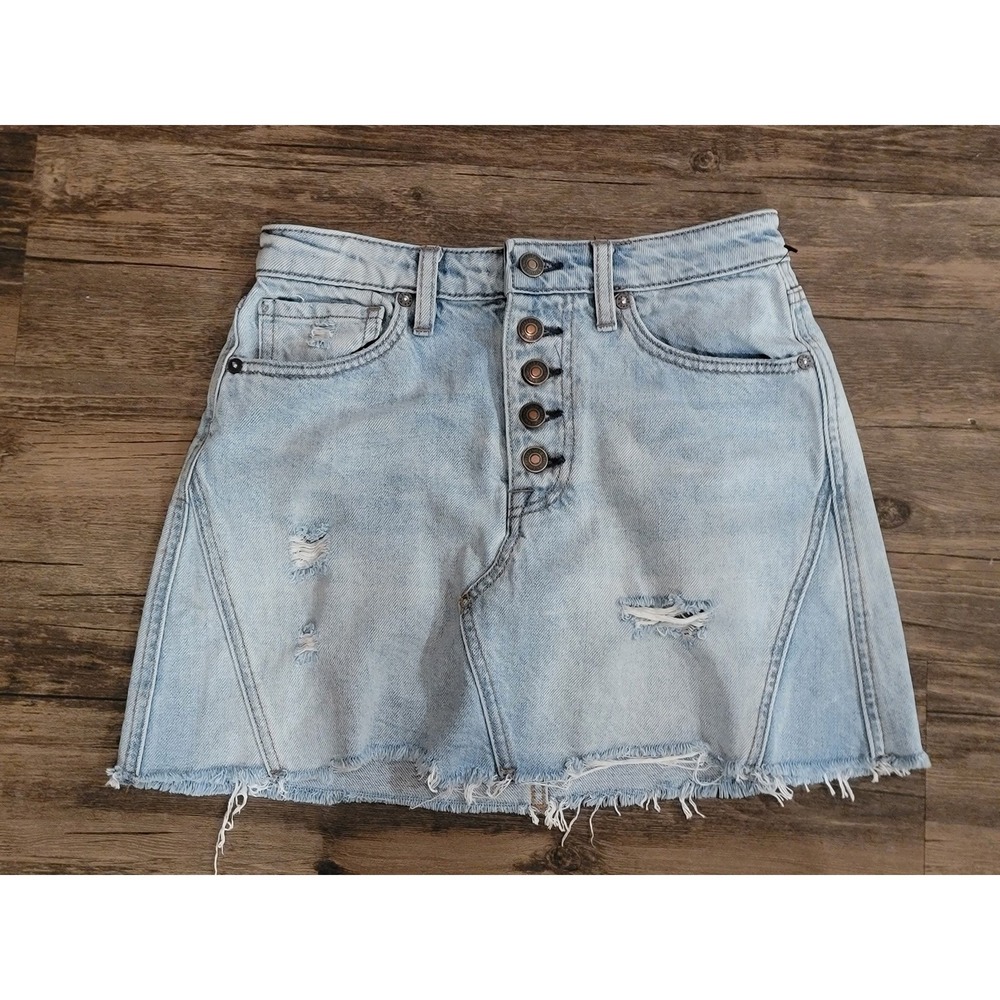 Free People We The Free Denim Mini Skirt Light Wash Distressed Button Fly 25